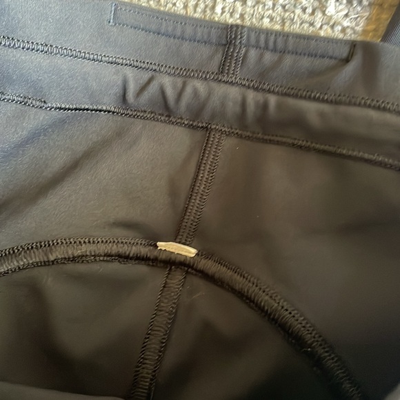 LIKE NEW LULULEMON Leggings! - Picture 9 of 11